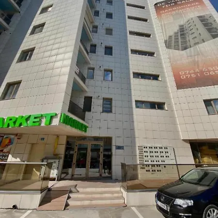 Premier By Twin Mamaia