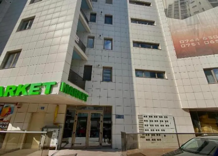 Premier By Twin Mamaia