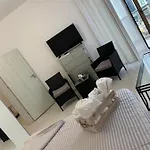 Premier By Twin * מאמאיה