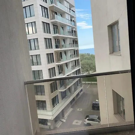 Apartment Premier By Twin Mamaia