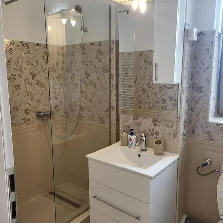 Premier By Twin Mamaia