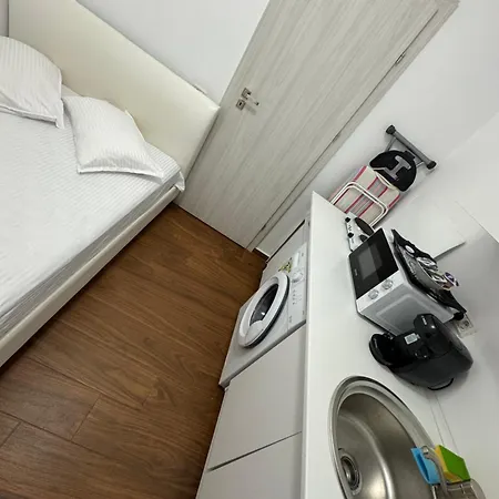 Premier By Twin * Mamaia