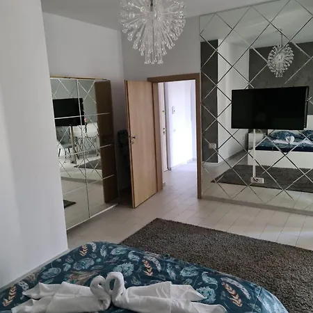 Premier By Twin דירה מאמאיה