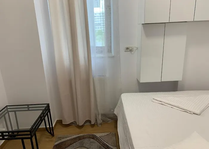 Premier By Twin Mamaia