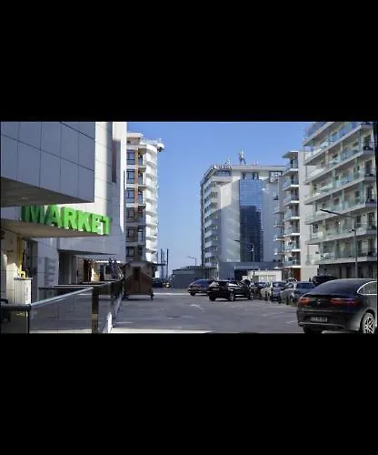 Premier By Twin Mamaia